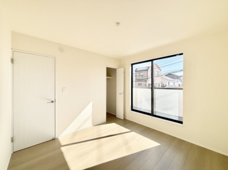 ���̑����ρ@�o���R�j�[���J�������v���X���Ă����m��