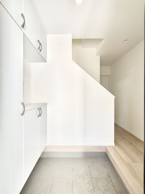 ���ց@�Ƒ��̋A��₨�q�l�������������}���錺��  