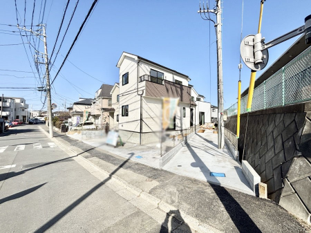 ���n�O�ώʐ^�@�O�ʓ��H�͂�����Ɛ�������Ă��܂�  