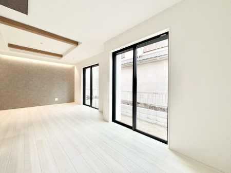 ���̑����ρ@�Ƒ������R�ƏW�܂�e���̃X�y�[�X�ɂȂ肻�� 