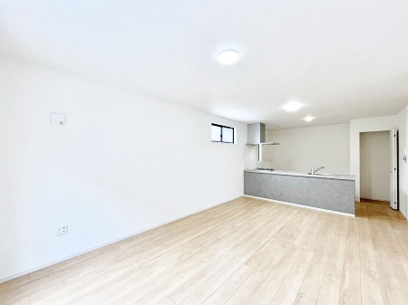 ���r���O�@�Z�ޕ��̌��������o�����A�C���e���A���l����̂��y���݂ȃ��r���O�ł��I 