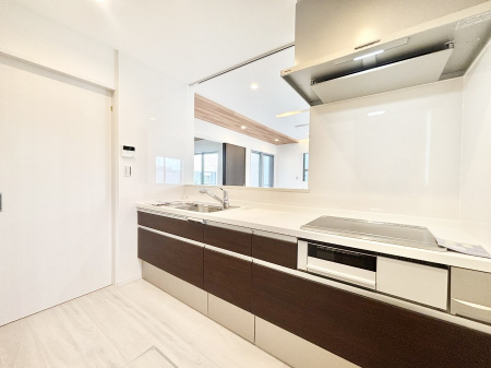 �L�b�`���@�������������I�ɁA�y�����I�V�X�e���L�b�`��  