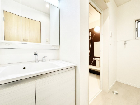 ���ʑ�E���ʏ��@�������̂�����K��Ԃł��B�����̐g�x�x���C�����ǂ����g�������܂��B 