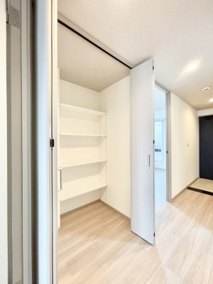 ���[�@�����G�݂̕ۊǂɕ֗��ȘL�����[�@