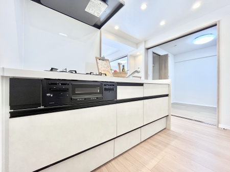 �L�b�`���@�������������I�ɁA�y�����I�V�X�e���L�b�`��