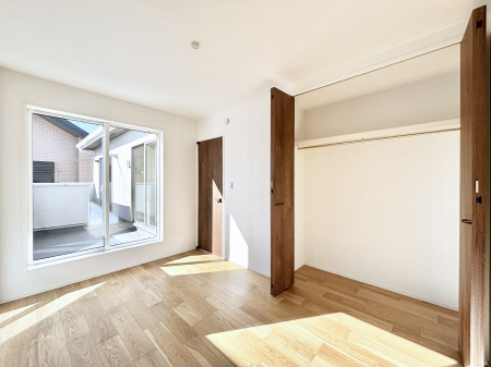 �q�������@�q�������ɂ��������߂Ȏ��[�X�y�[�X�����Ղ�̋���