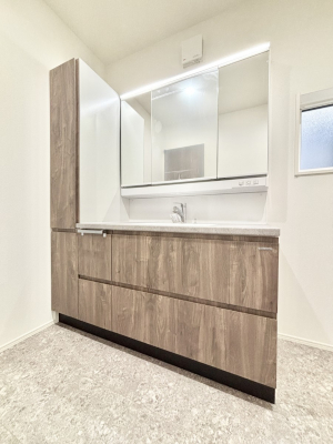 ���ʑ�E���ʏ��@�傫�����₷���O�ʋ��Ő�����������ʑ�́A�g�����Ȃ݃`�F�b�N�┧�̂������ɂ������߂ł��B 