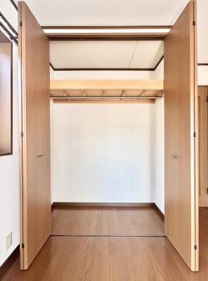 ���[�@�����Ղ�̎��[�X�y�[�X�ŉ��K�ɕ�点���� 