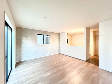 ���r���O�@�Z�ޕ��̌��������o�����A�C���e���A���l����̂��y���݂ȃ��r���O�ł��I 