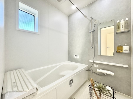 �����@����̔�����₷��؂ȃo�X�^�C���B�������Ƃ����C���y����Ŕ����Ƃ肽���ł��ˁI  