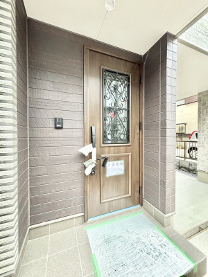 ���ց@��؂ȉƑ��A���q���o�}���錺�ցB