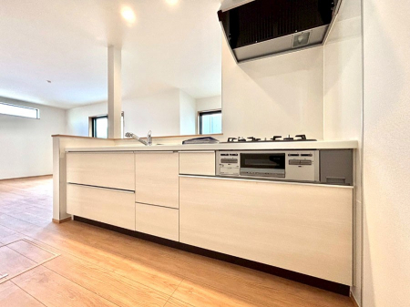 �L�b�`���@�������������I�ɁA�y�����I�V�X�e���L�b�`��  