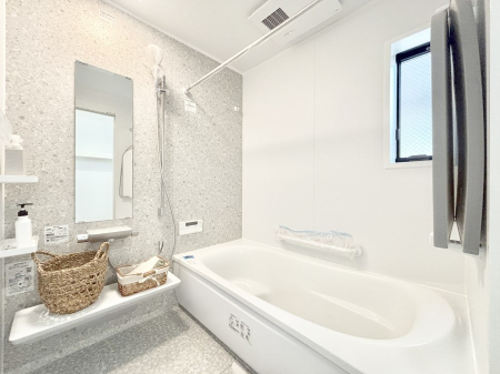 �����@����̔�����₷��؂ȃo�X�^�C���B�������Ƃ����C���y����Ŕ����Ƃ肽���ł��ˁI  