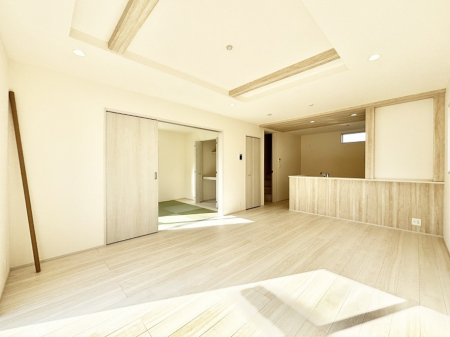 ���r���O�@�i�`�������e�C�X�g�̗D�����_�炩���F�g���̃t���[�����O���f�G�ȃ��r���O�ł��ˁB