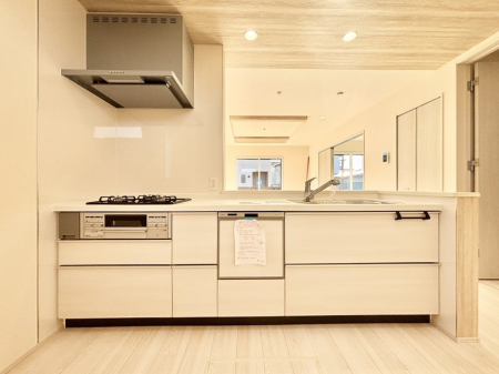 �L�b�`���@�������������I�ɁA�y�����I�V�X�e���L�b�`��  