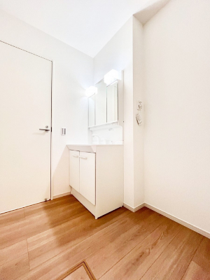 ���̑��@�L�X�Ƃ�Ƃ�̂��郉���h���[�X�y�[�X