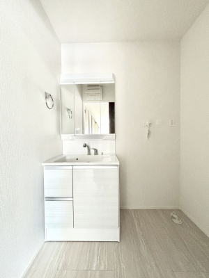 ���ʑ�E���ʏ��@�傫�����₷���O�ʋ��Ő�����������ʑ�́A�g�����Ȃ݃`�F�b�N�┧�̂������ɂ������߂ł��B 