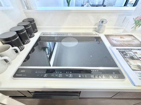 ���̑����ρ@IH�N�b�L���O�q�[�^�[�͓V�̒����ʂ��t���b�g�Ȃ̂Œ�����̓T�b�ƈ�@�����邾���I