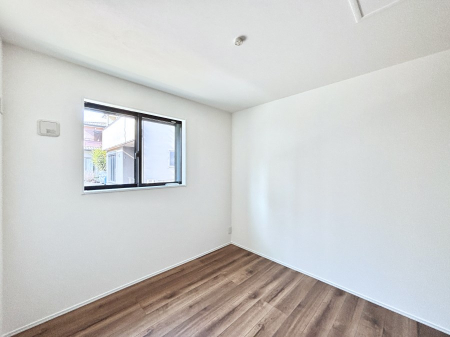 ���̑����ρ@�o���R�j�[���J�������v���X���Ă����m��