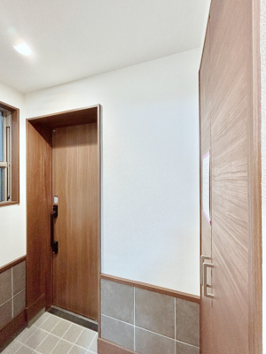 ���ց@�Ƒ��̋A��₨�q�l�������������}���錺��  