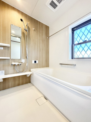 �����@����̔�����₷��؂ȃo�X�^�C���B�������Ƃ����C���y����Ŕ����Ƃ肽���ł��ˁI  