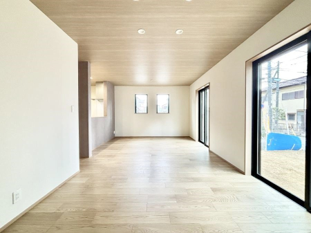 ���̑����ρ@�V���v���ȃf�U�C���Ȃ̂ŃC���e���A���l����̂��y���݂ł��ˁI