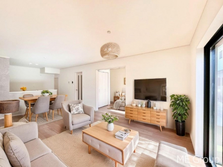 ���r���O�@�������������͋C�̂k�c�j�͉Ƒ��݂�Ȃ̉��K��ԁ@���Ƌ��CG�ł�