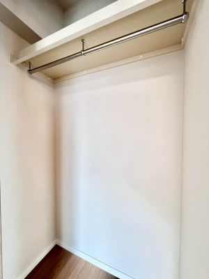 ���[�@�����Ղ�̎��[�X�y�[�X�ł��ł��Z��Ԃ��X�b�L���ۂĂ���