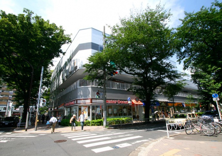 ���ӊ��@�V���b�s���O�Z���^�[ 1600m �Z�u���^�E����Օ�