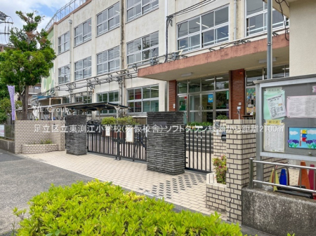 ���ӊ��@���w�Z 2100m �����旧�����]���w�Z(�����Z��)