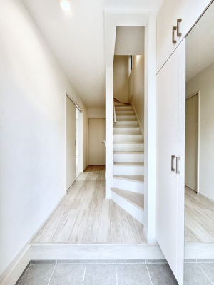 ���ց@�Ƒ��̋A��₨�q�l�������������}���錺��  