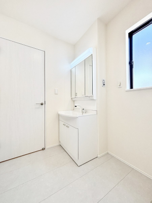 ���̑��@�L�X�Ƃ�Ƃ�̂��郉���h���[�X�y�[�X