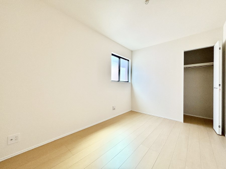 ���̑��@2�K�̃T�[�r�X���[��5.5��