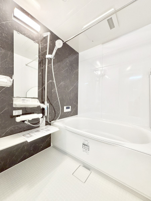 �����@����̔�������Ă���閾�邢�������̂���o�X���[��  