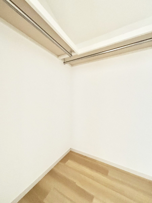 ���̑��@�ߗނ��n���K�[�Ɋ|�����܂܎��[�ł���WIC�B�ߗނ̐������ڂ����₷���ĕ֗��ł��I