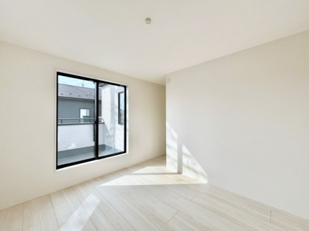 �Q���@�g���₷���`�Ńx�b�g��Ƌ�̒u�����ɂ����邱�Ƃ�����܂���B   