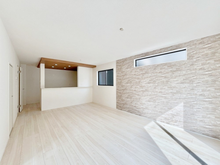 ���r���O�@�Z�ޕ��̌��������o�����A�C���e���A���l����̂��y���݂ȃ��r���O�ł��I 