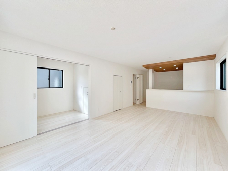 ���̑����ρ@�Ƒ������R�ƏW�܂�e���̃X�y�[�X�ɂȂ肻��