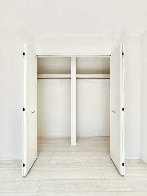 ���[�@�����Ղ�̎��[�X�y�[�X�ŉ��K�ɕ�点���� �@