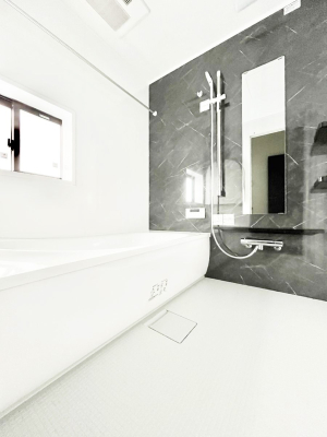 �����@����̔�������Ă���閾�邢�������̂���o�X���[��