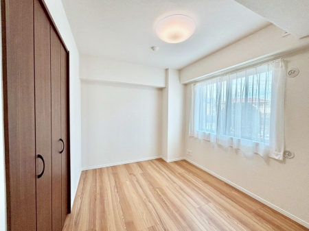 �Q���@�g���₷���`�Ńx�b�g��Ƌ�̒u�����ɂ����邱�Ƃ�����܂���B   