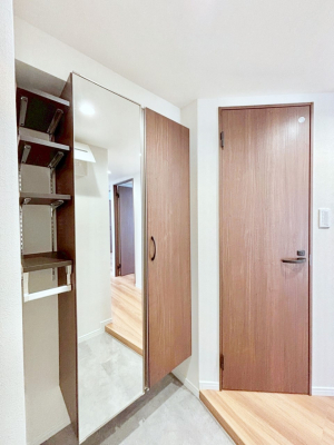 ���̑����ρ@�����Ղ���[�ł���V���[�Y�{�b�N�X�ŉƑ��S���̌C���A���ւ�������B  