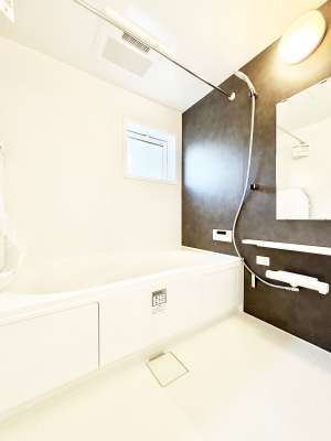 �����@����̔�������Ă���閾�邢�������̂���o�X���[��