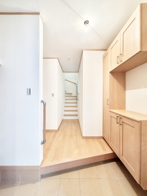 ���ց@�Ƒ��̋A��₨�q�l�������������}���錺��  