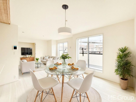 ���r���O�@���Ƒ��̓��₩�Șb�����ŕ�܂�閾�邢���r���O  ���Ƌ��CG�ł�