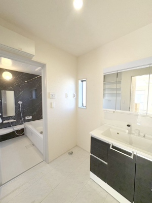 ���ʑ�E���ʏ��@���邢���ʏ��͖����̐g�x�x���y�����ł����Ⴂ�����ł��B