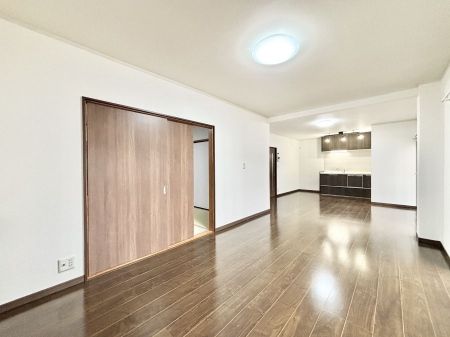 ���r���O�@�������������͋C�̂k�c�j�͉Ƒ��݂�Ȃ̉��K���  