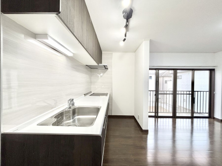 �L�b�`���@��Ƃ肠��L�b�`���ł͂��Ƒ��Ɗy�������������ł��܂��B