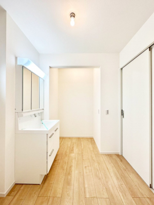 ���̑��@�L�X�Ƃ�Ƃ�̂��郉���h���[�X�y�[�X