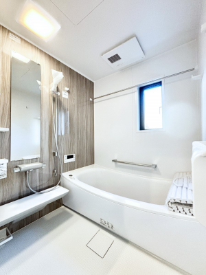 �����@����̔�����₷��؂ȃo�X�^�C���B�������Ƃ����C���y����Ŕ����Ƃ肽���ł��ˁI  